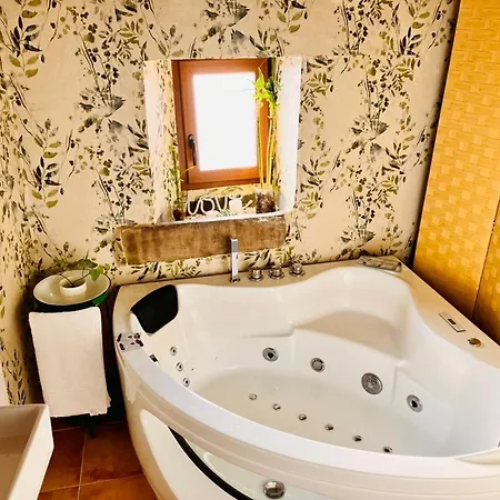 Maderavieja - Piscina & Jacuzzi Amavida