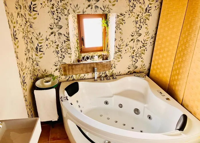 Maderavieja - Piscina & Jacuzzi Amavida