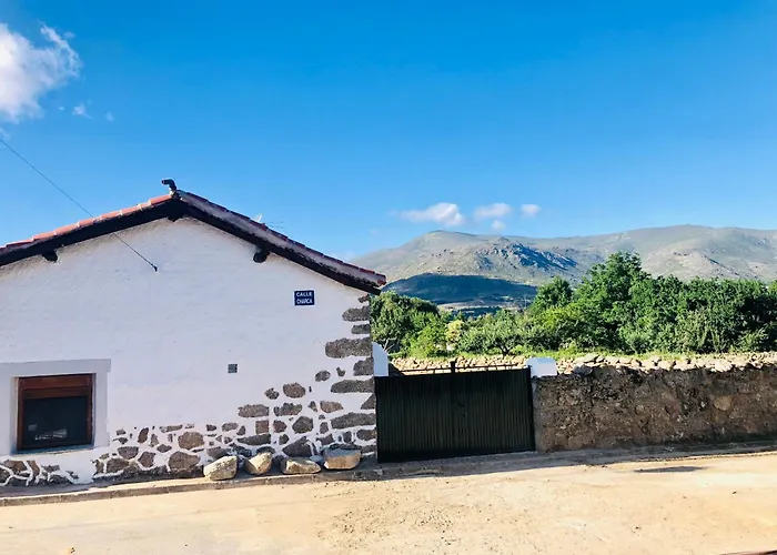 Maderavieja - Piscina & Jacuzzi Hébergement de vacances